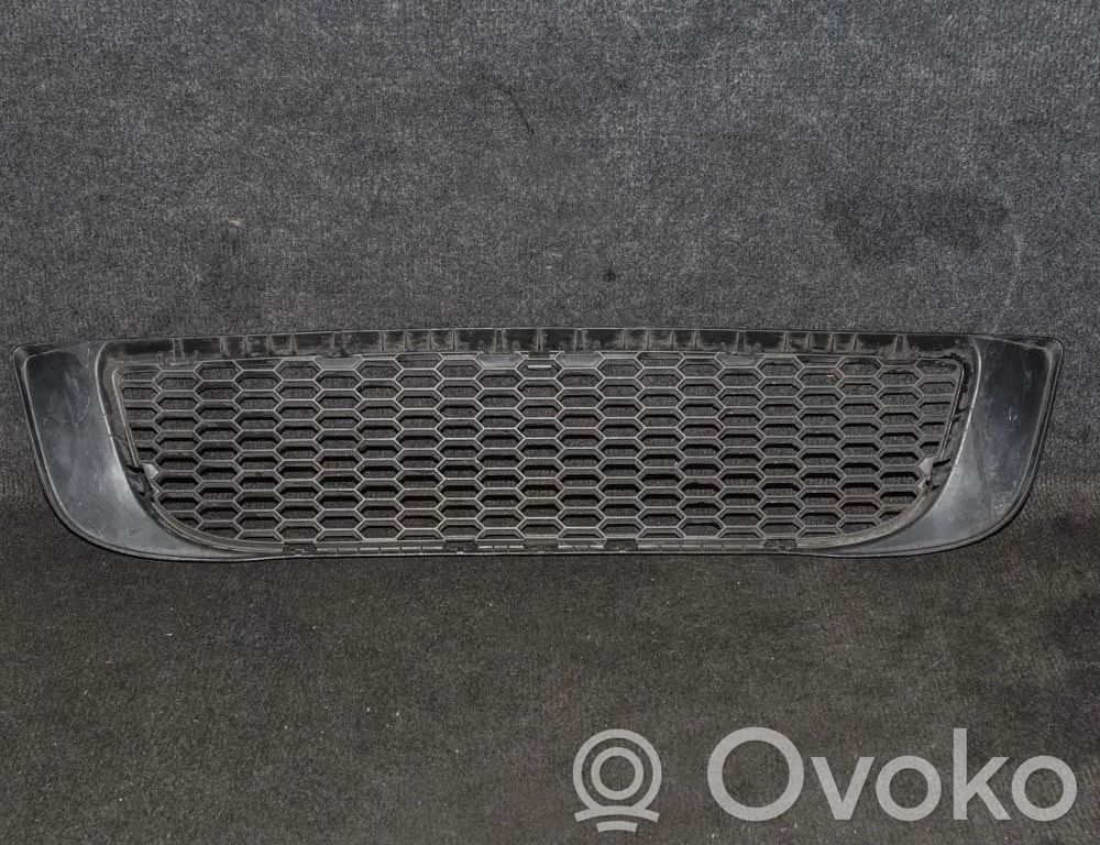 Front grill   3417722