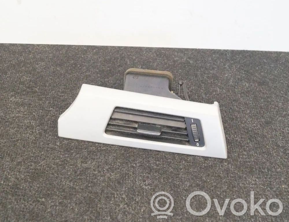 BMW 3 E90 E91 Dashboard air vent grill cover trim 