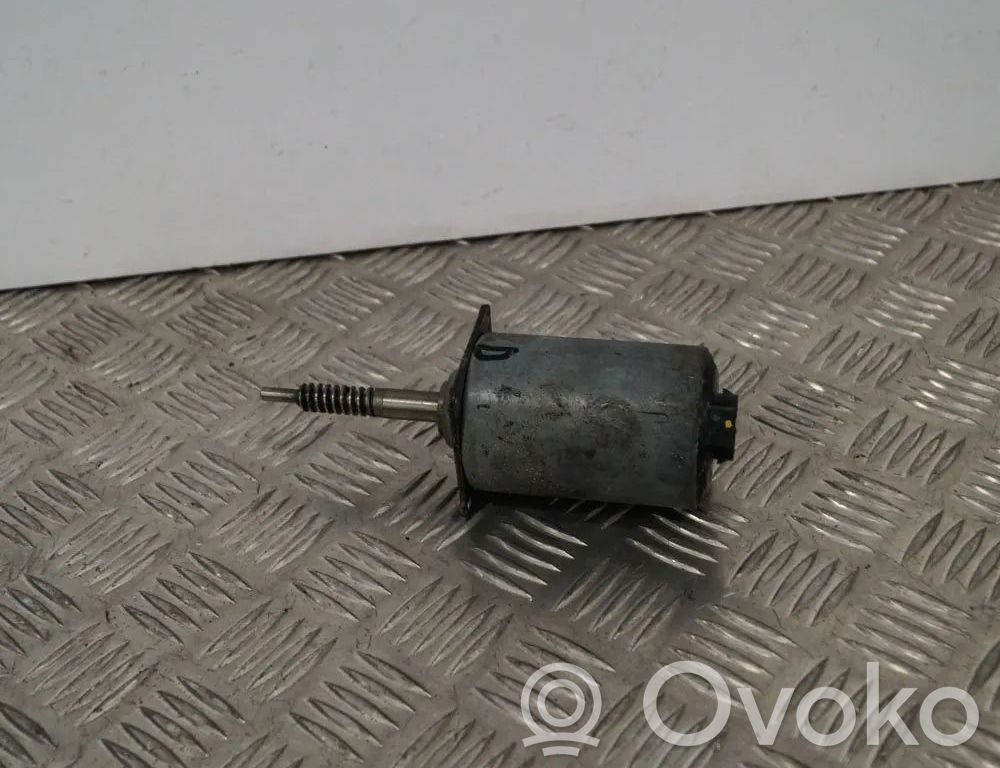 BMW 6 E63 E64 Muu moottoritilan osa 