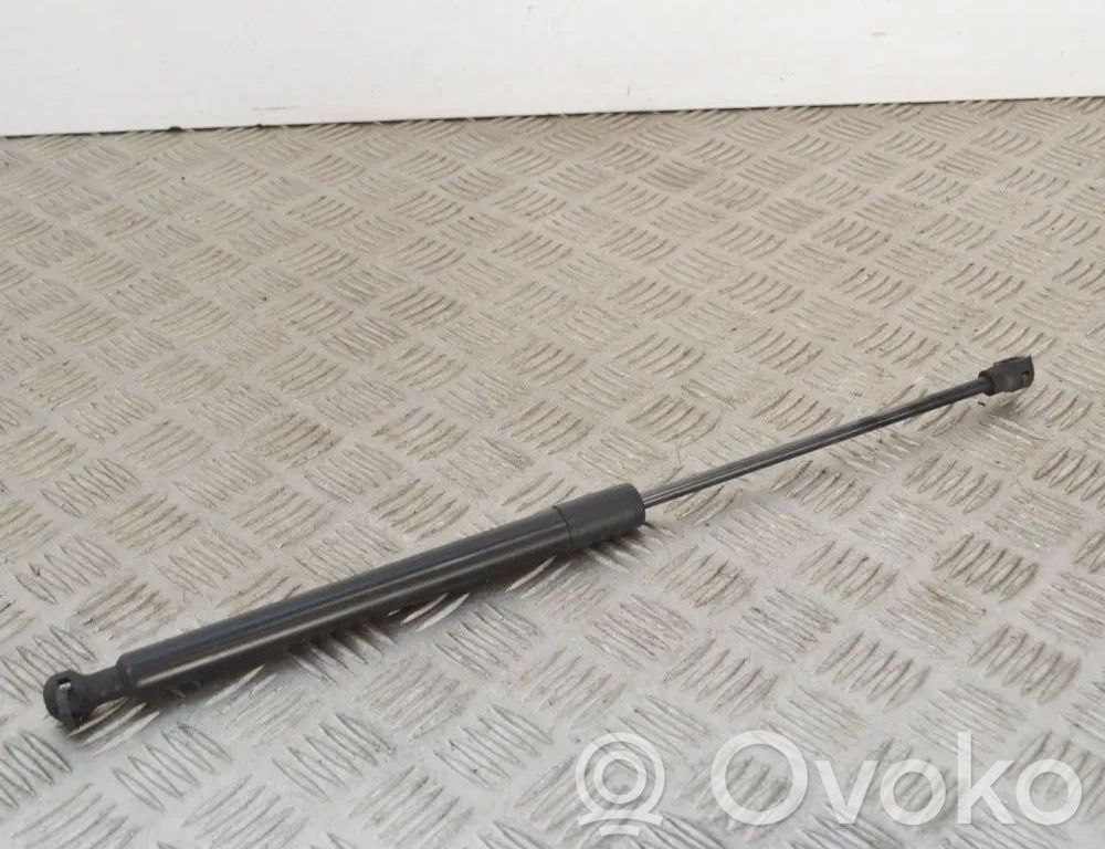 Dacia Sandero Tailgate/trunk strut/damper 