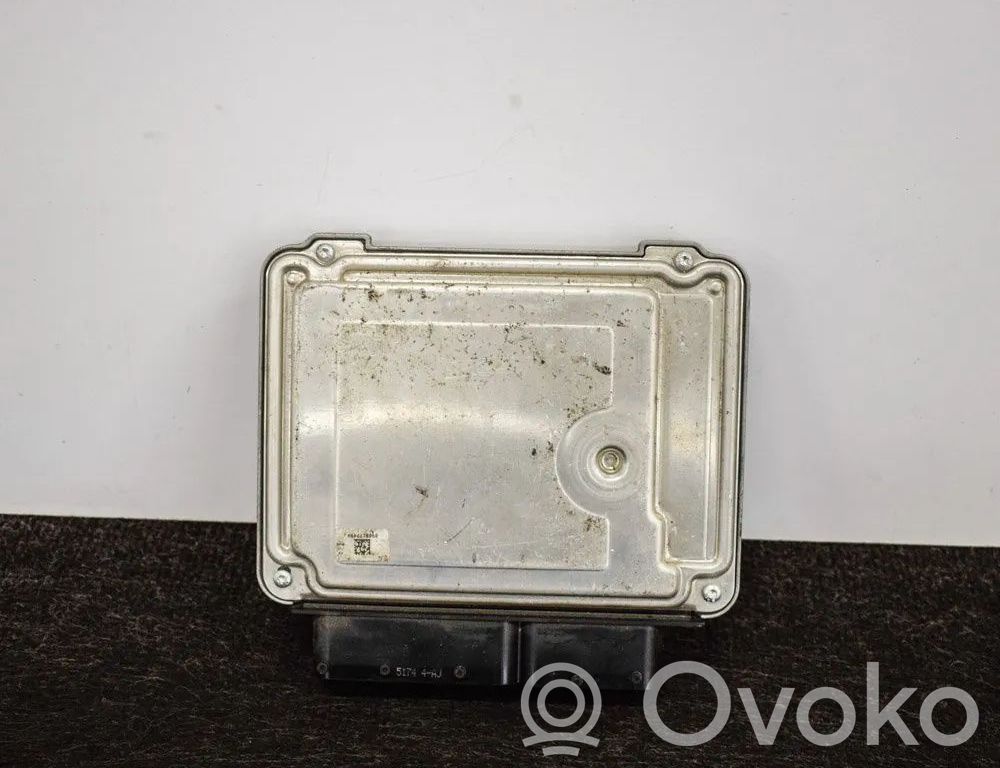 Audi Q3 8U Engine control unit/module 