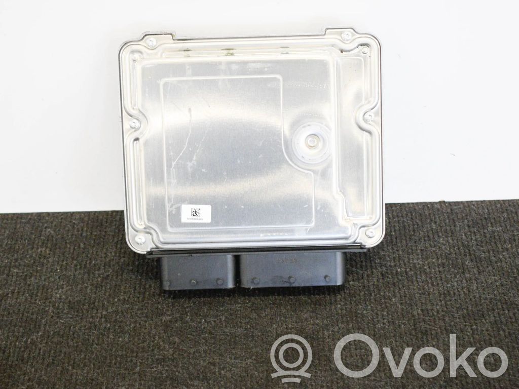 BMW 4 F32 F33 Variklio valdymo blokas 