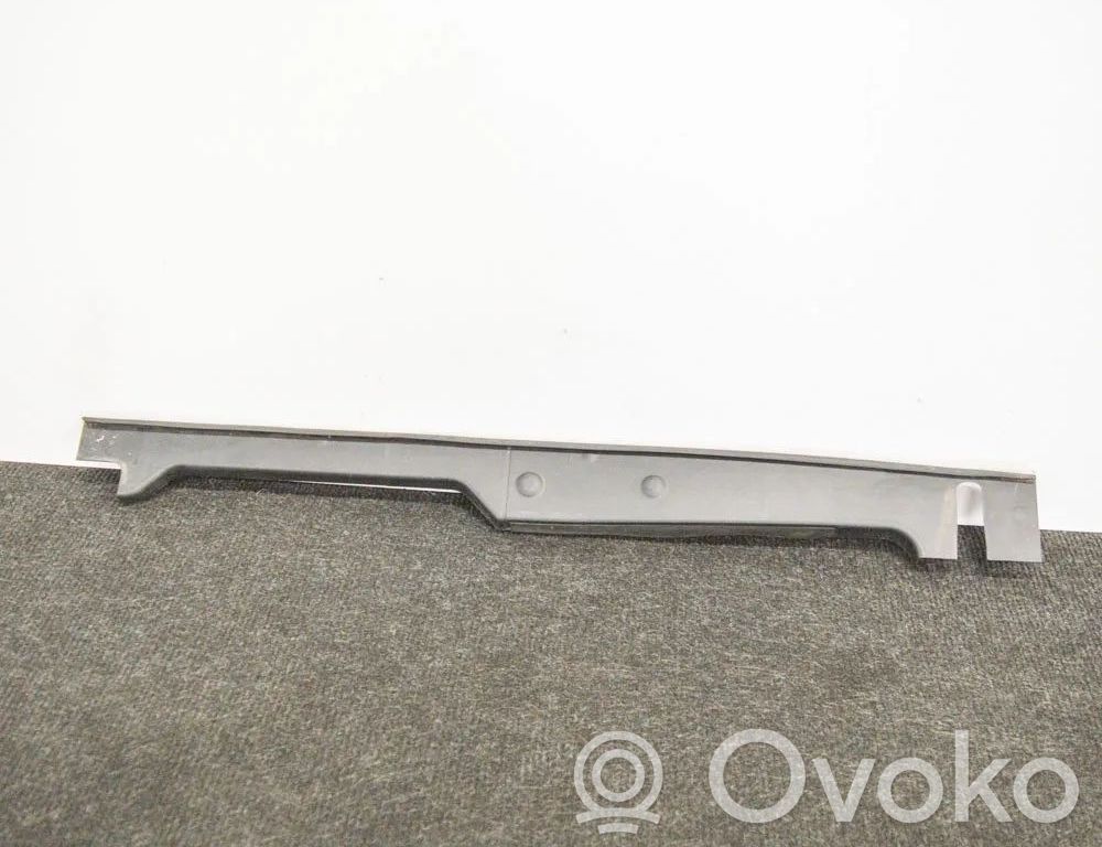 Audi A5 Apdaila sparno (moldingas) 