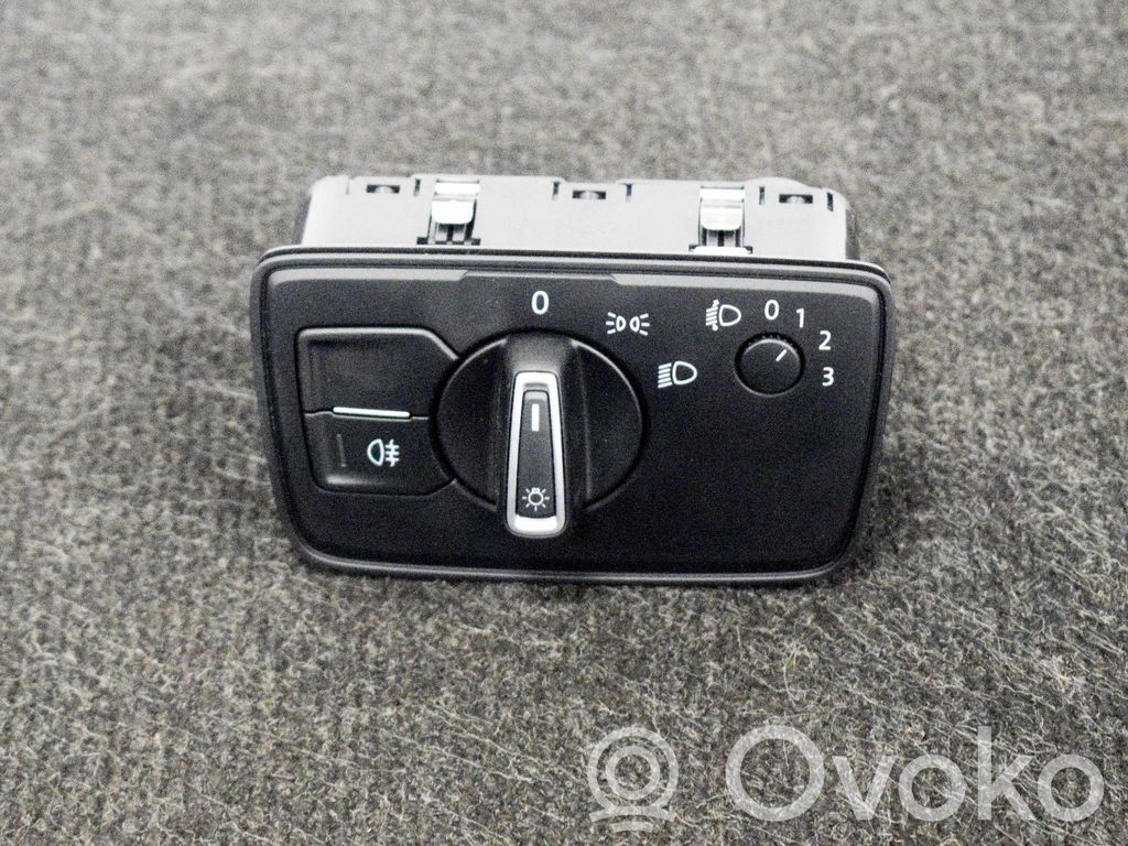Volkswagen PASSAT B8 Interruptor de luz 