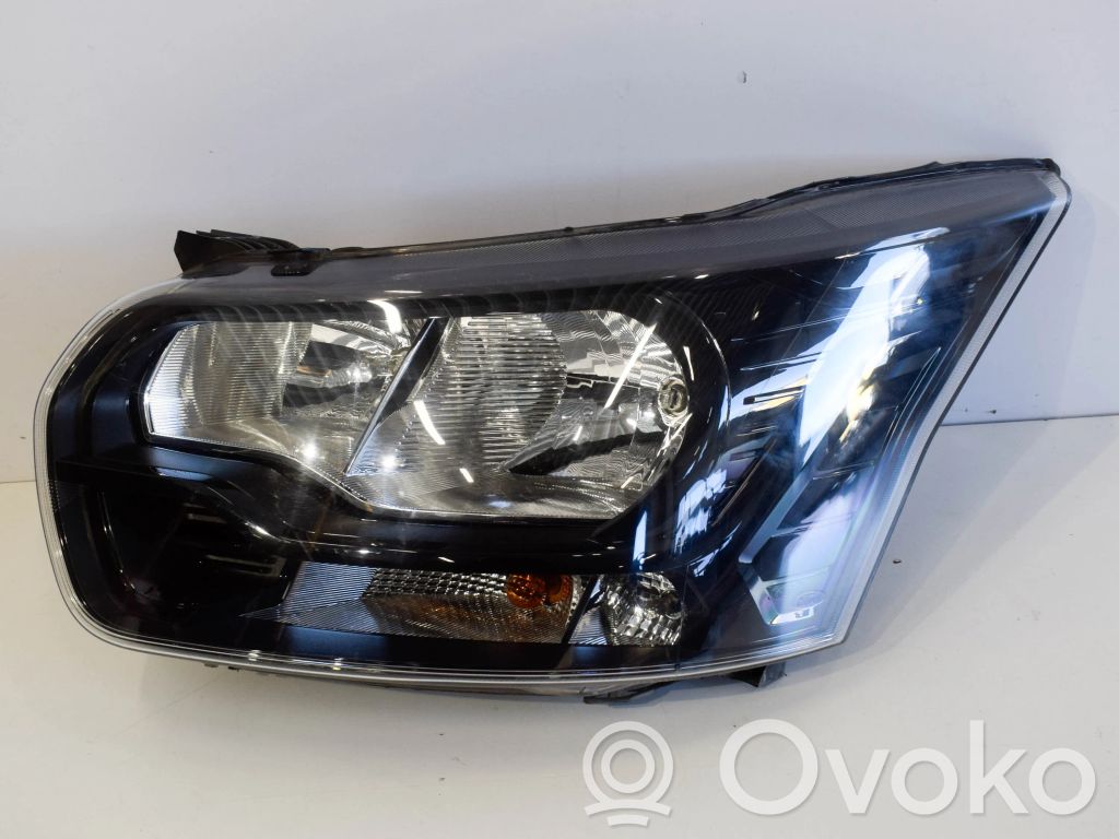 Ford Transit Custom Headlight/headlamp 