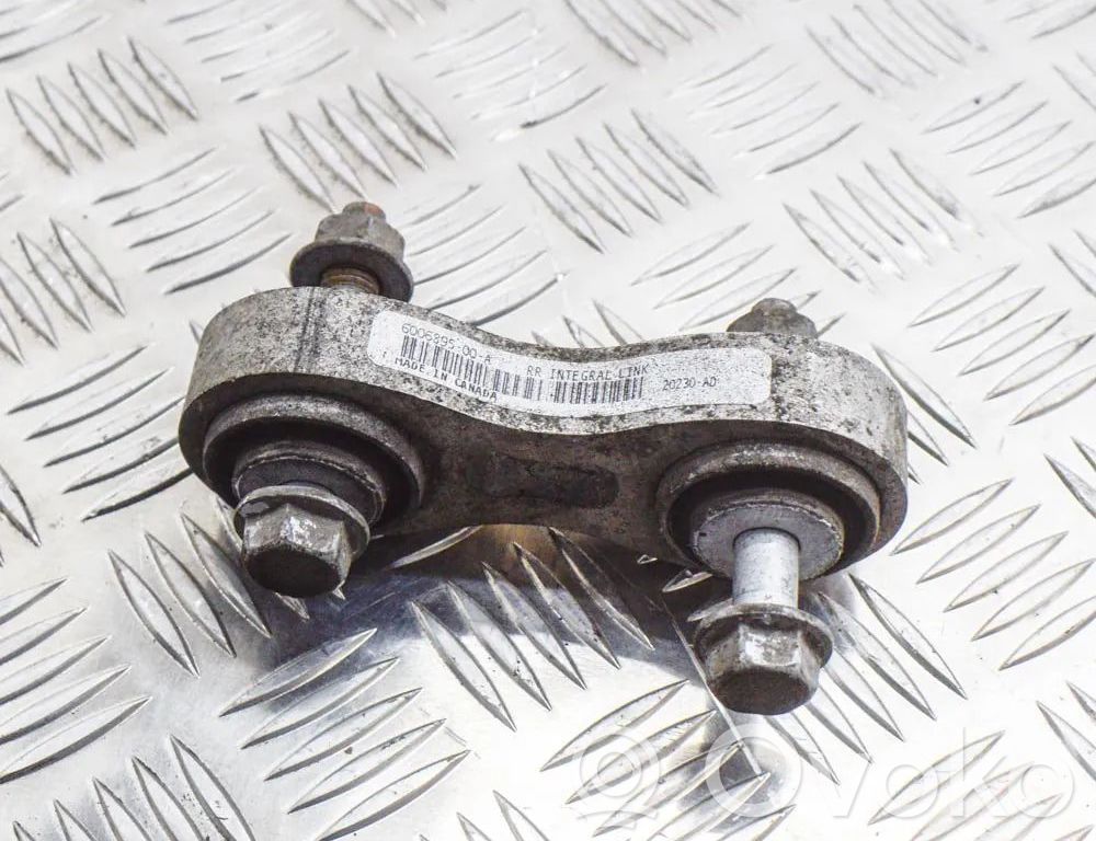 Rear upper control arm/wishbone   600689500A