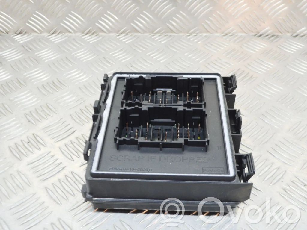 Ford Fiesta Sicherungskasten komplett 