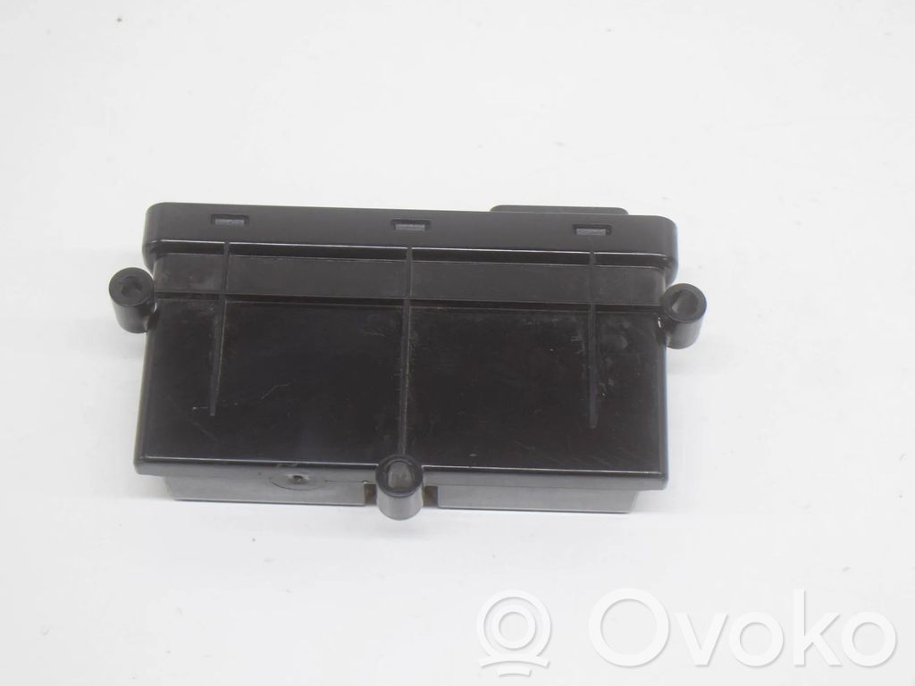 Tailgate/trunk control unit/module   0752G01J,10273489,100751100A