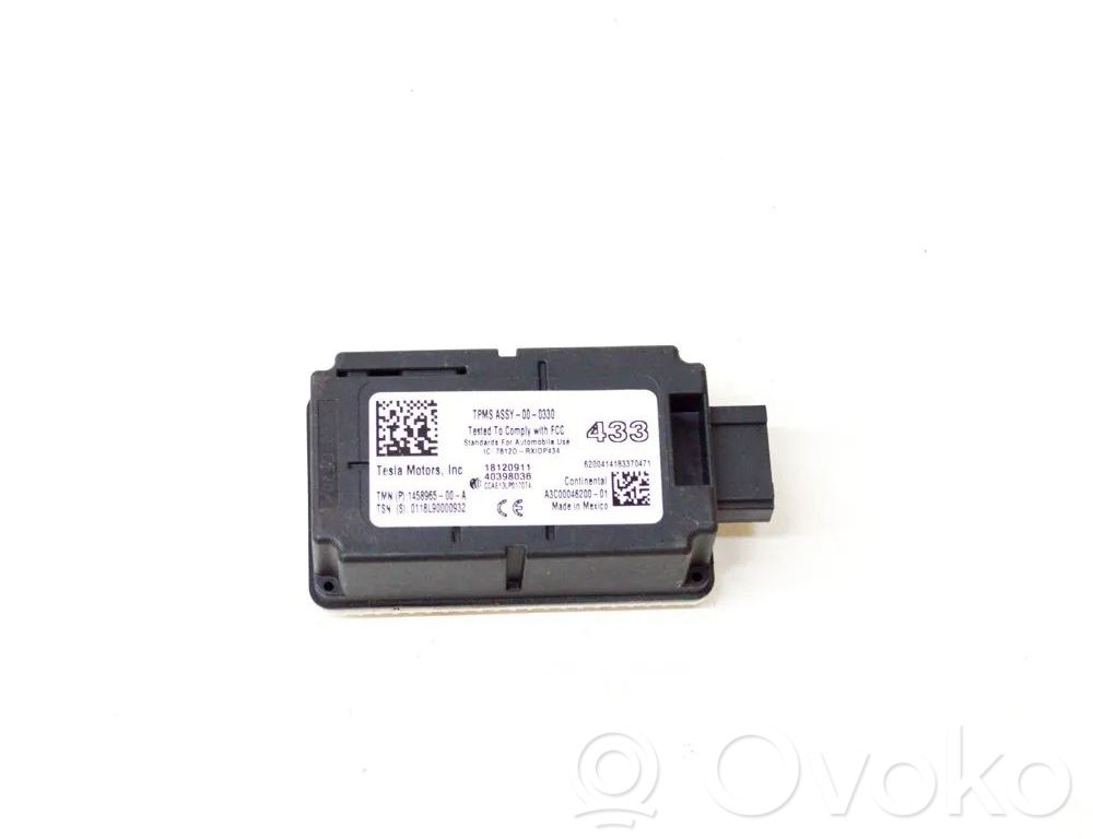 Tesla Model 3 Tire pressure control unit 