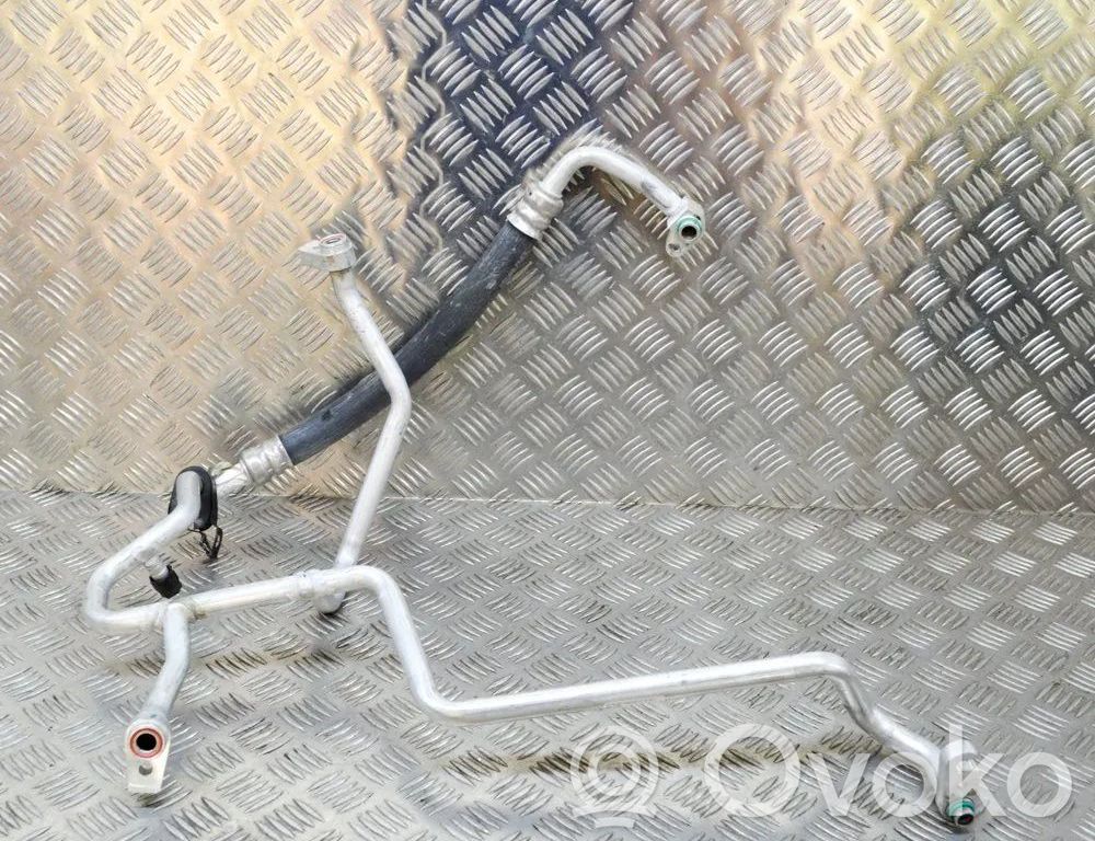 Tesla Model X Ilmastointilaitteen putki (A/C) 