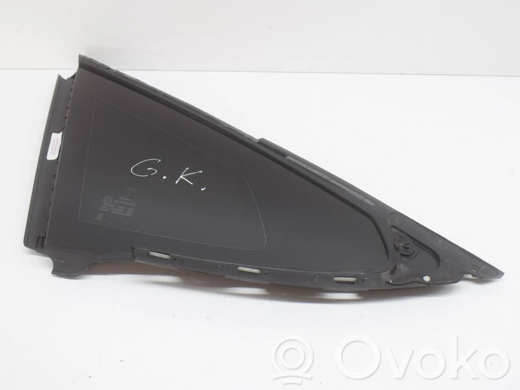Tesla Model S Seitenscheibe hinten 
