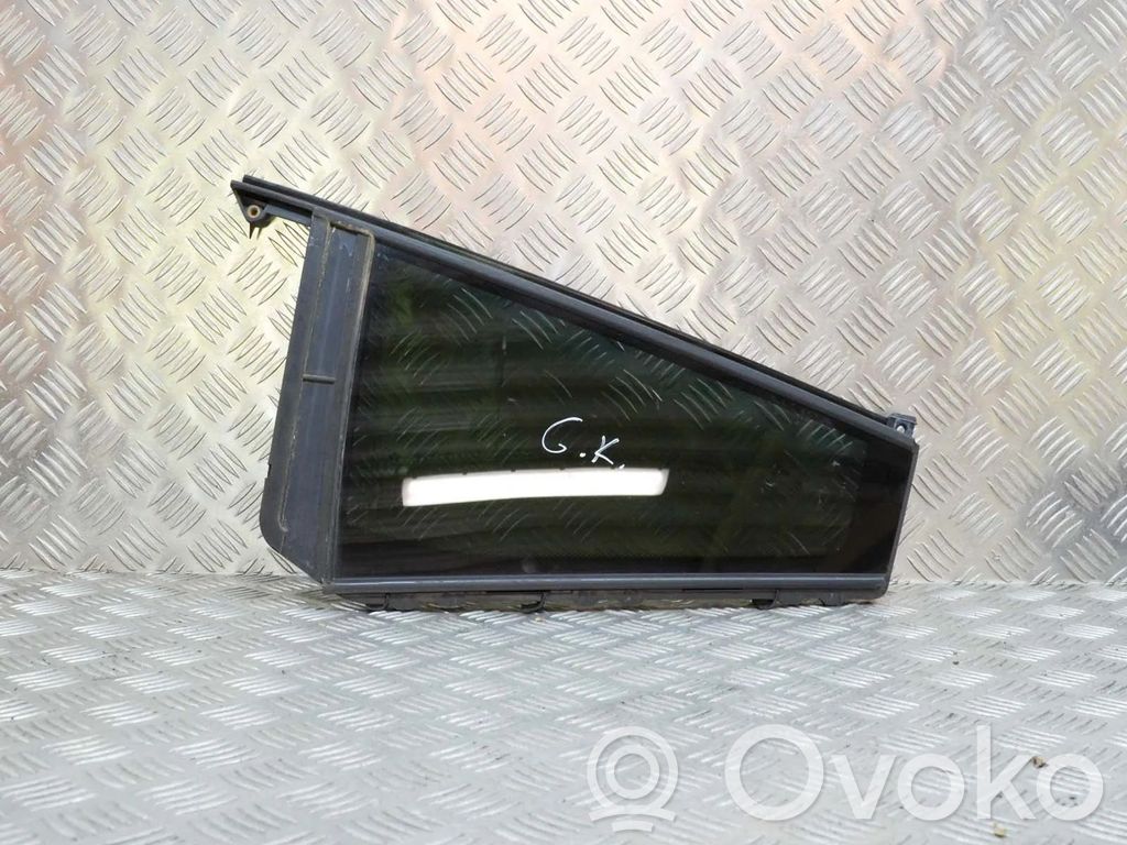 BMW X3 G01 Vidrio lateral trasero 