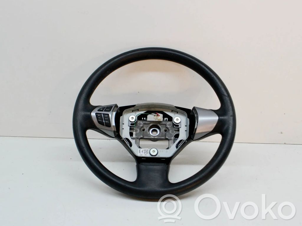 Suzuki Grand Vitara II Ohjauspyörä
