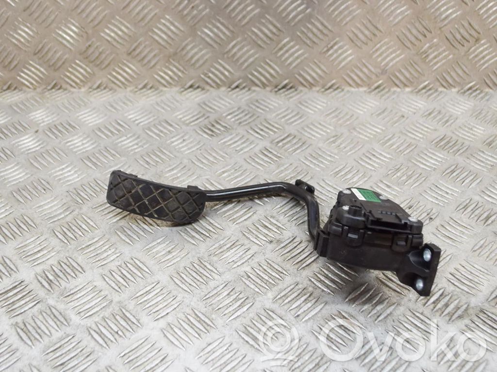 Audi A8 S8 D3 4E Gaspedal 