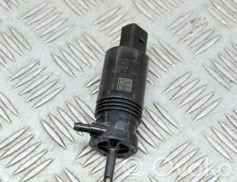 Tesla Model 3 Windscreen/windshield washer pump 