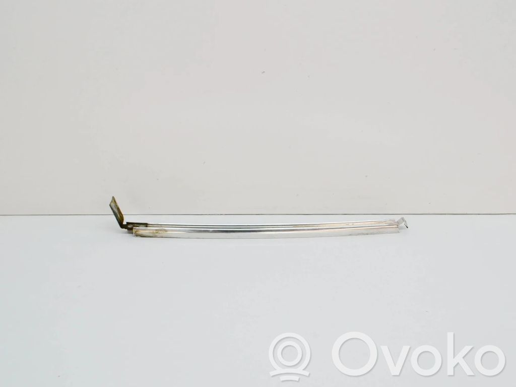 Mercedes-Benz 250 280 W108 Vitre arrière / joint de vitre