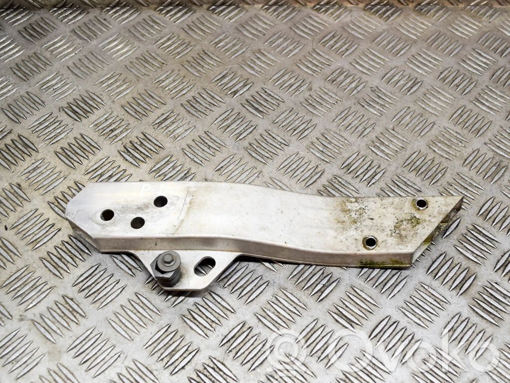 Mercedes-Benz E W213 Support, fixation radiateur