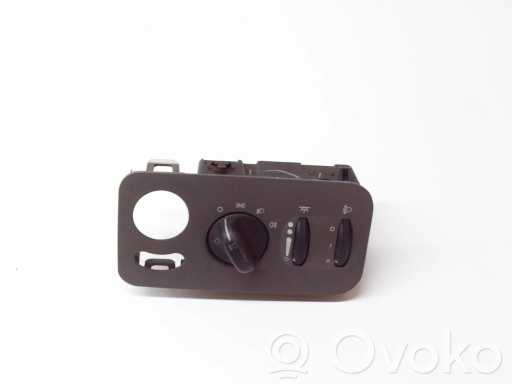 Chrysler Voyager Light switch 