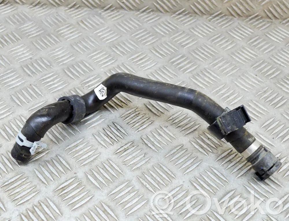 BMW 3 G20 G21 Conductă/furtun lichid de răcire motor 