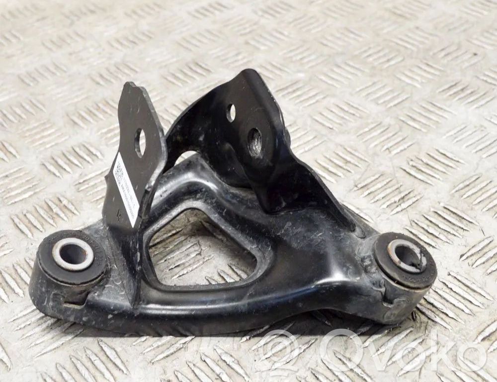 Tesla Model 3 Engine mounting bracket 