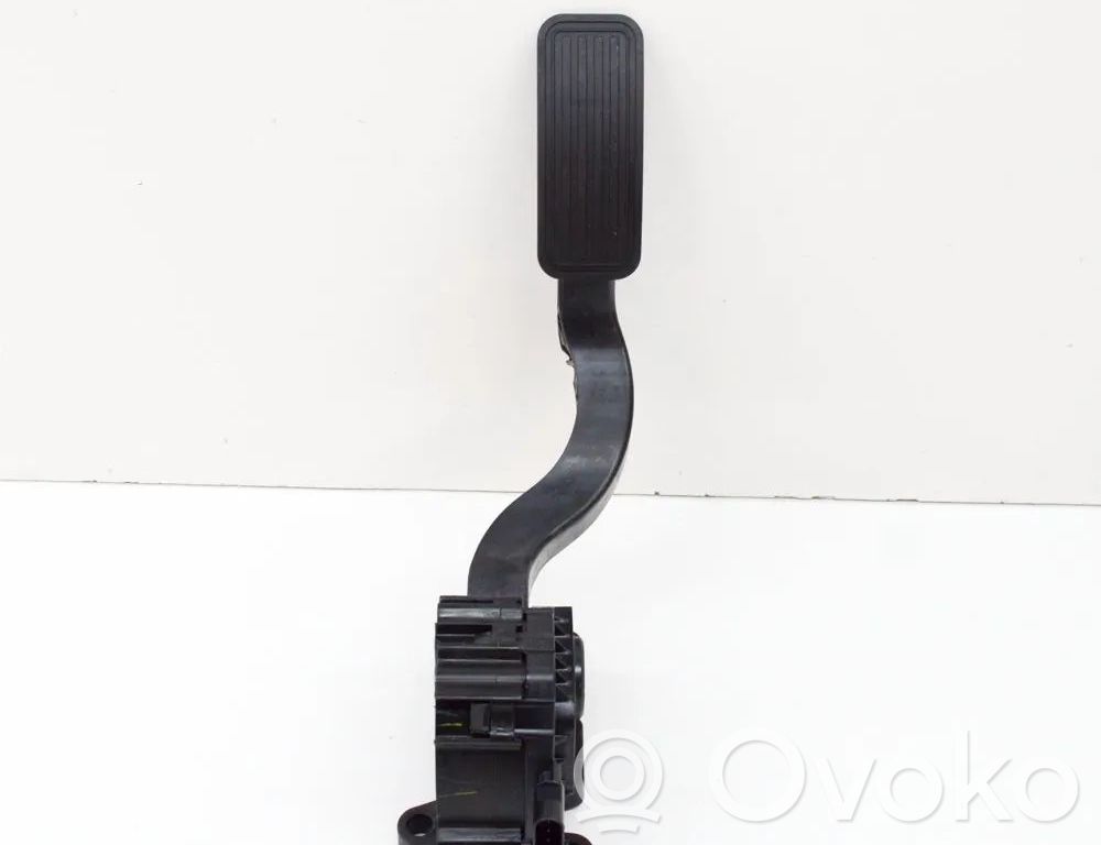 Akceleratoriaus pedalas   1011298