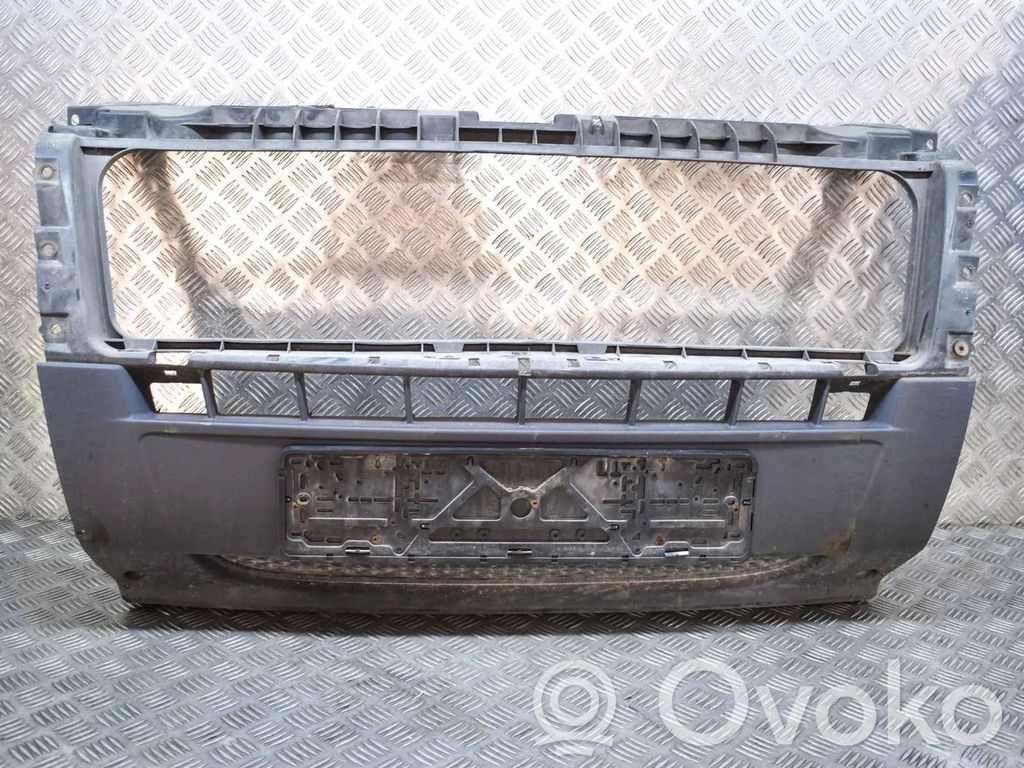 Fiat Ducato Borde del parachoques delantero 