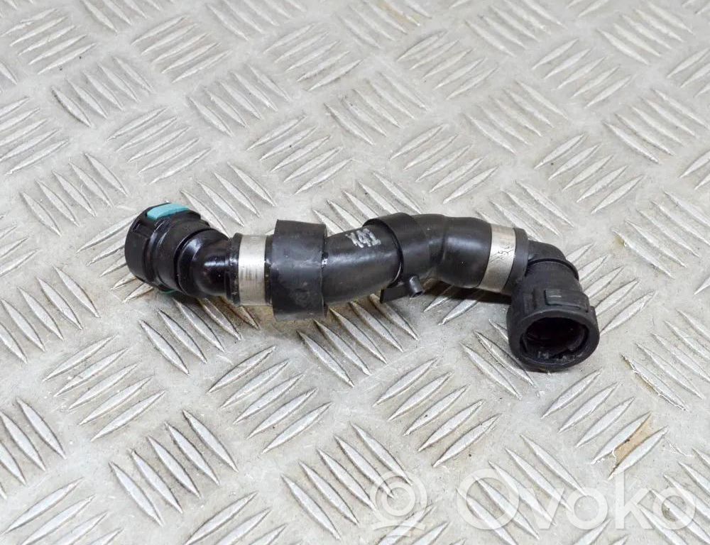 Jaguar I-Pace Engine coolant pipe/hose 