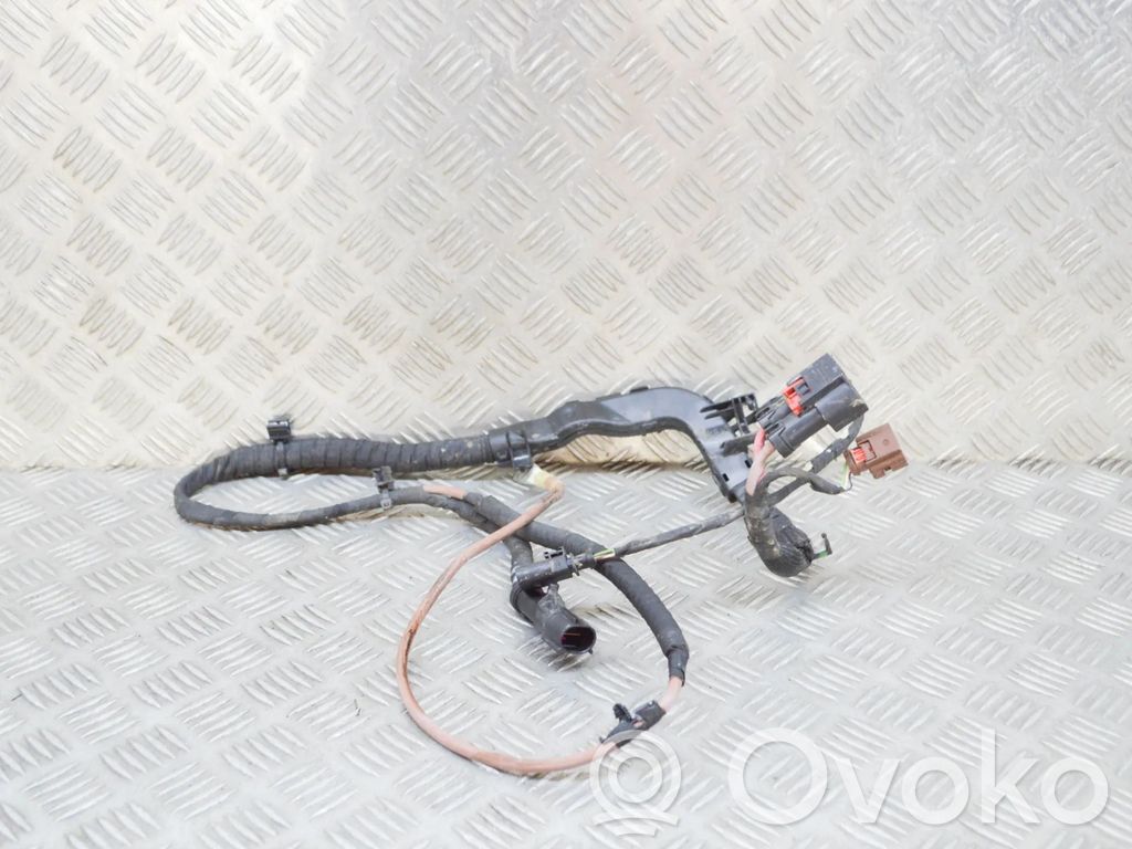 Otros cableados   4M2971111Q