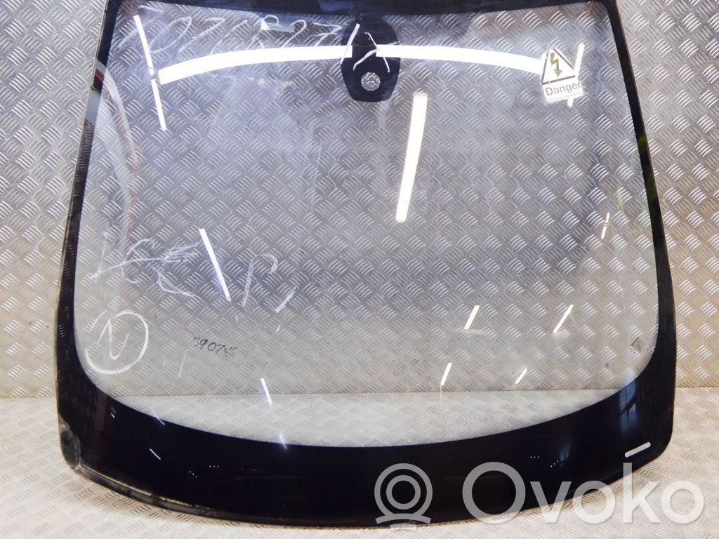 Renault Zoe Front windscreen/windshield window 