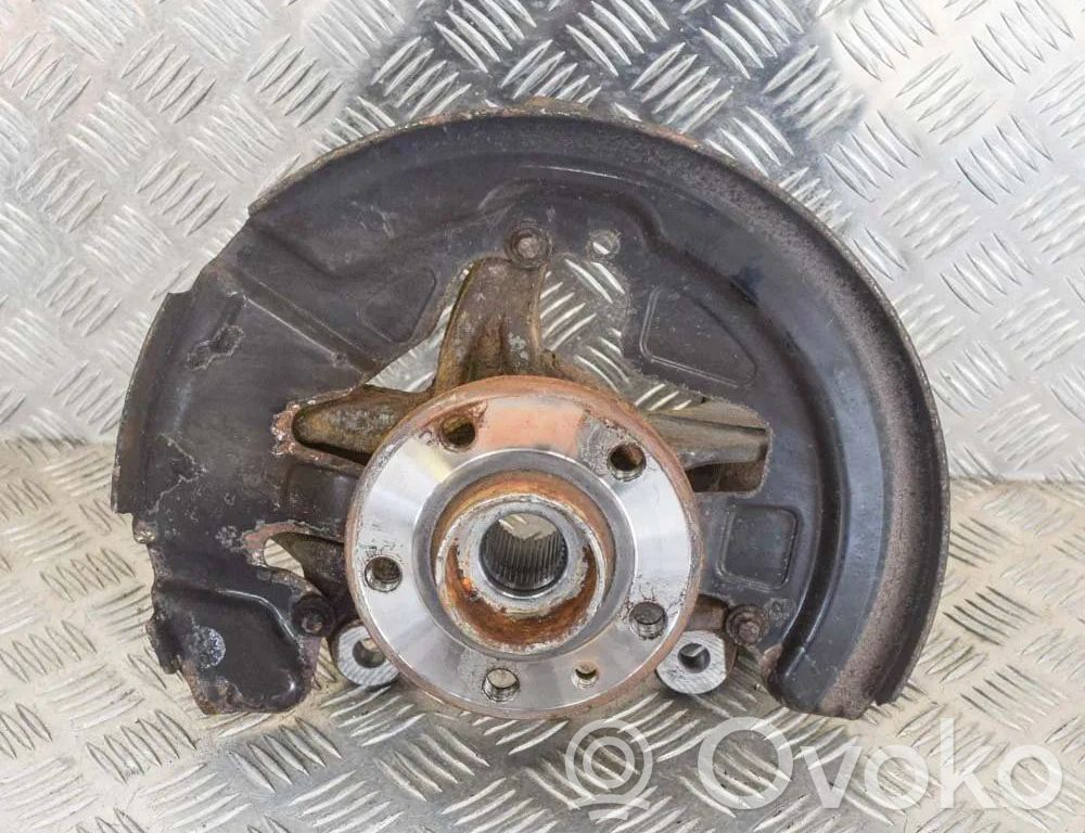 Volvo S60 Priekinė stebulė 