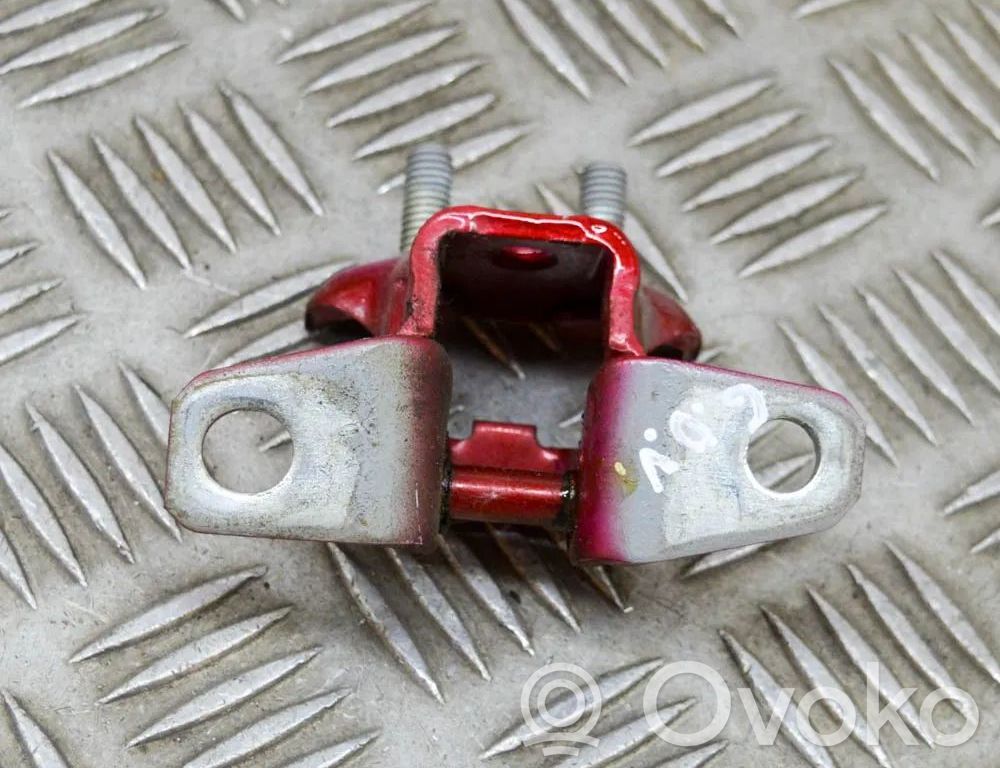 Mitsubishi ASX Zawias górny drzwi tylnych 