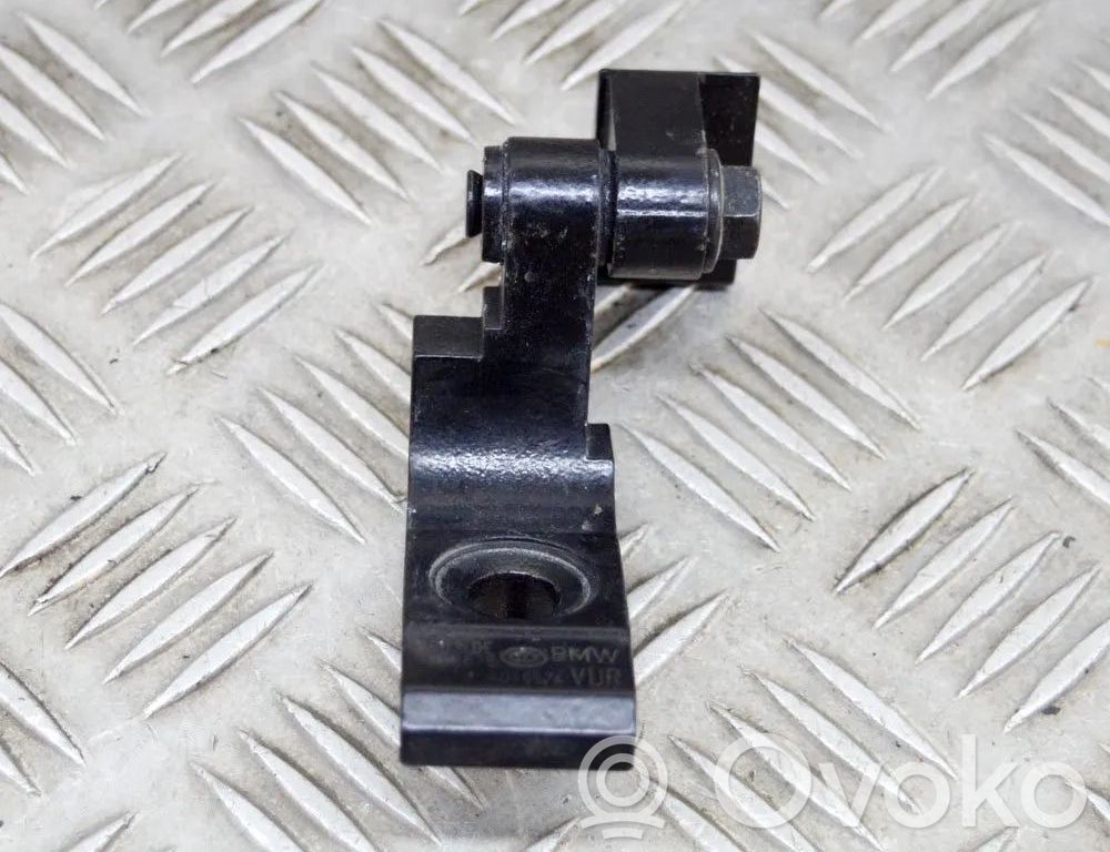 BMW i3 Front door upper hinge 