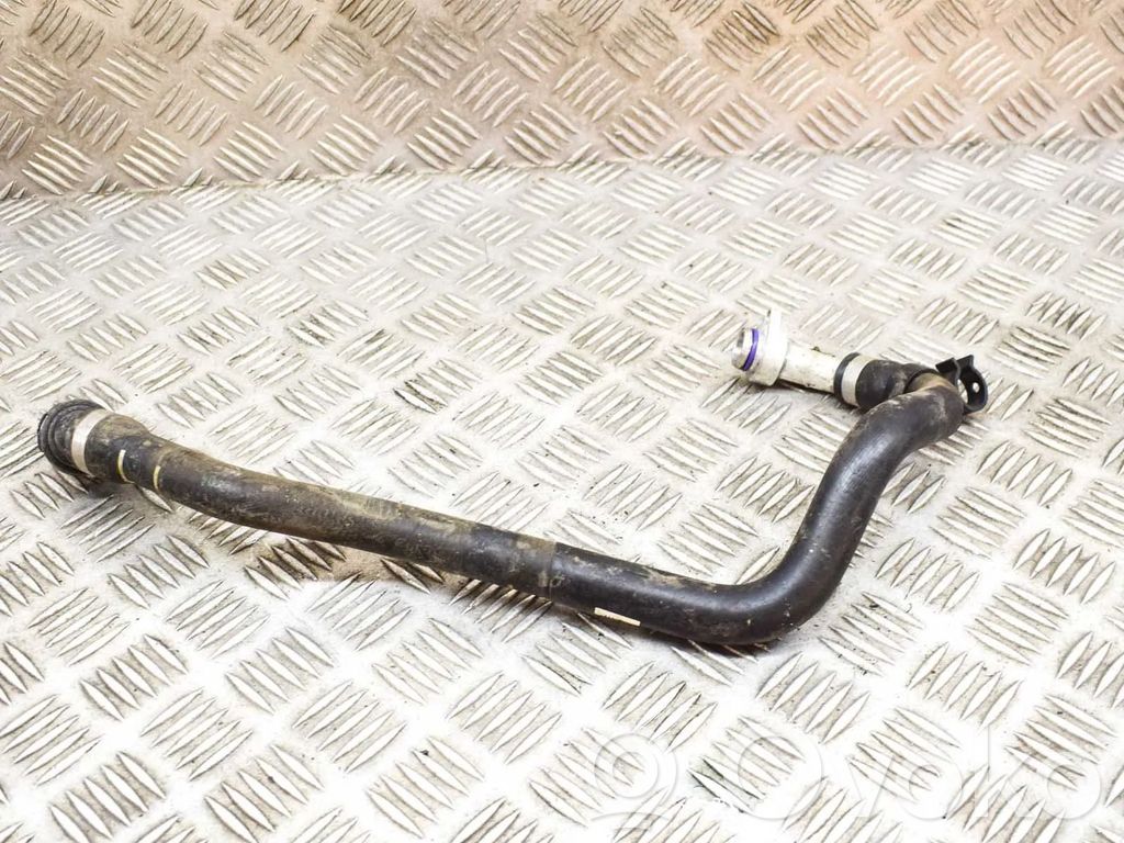 BMW 3 F30 F35 F31 Conductă/furtun lichid de răcire motor 
