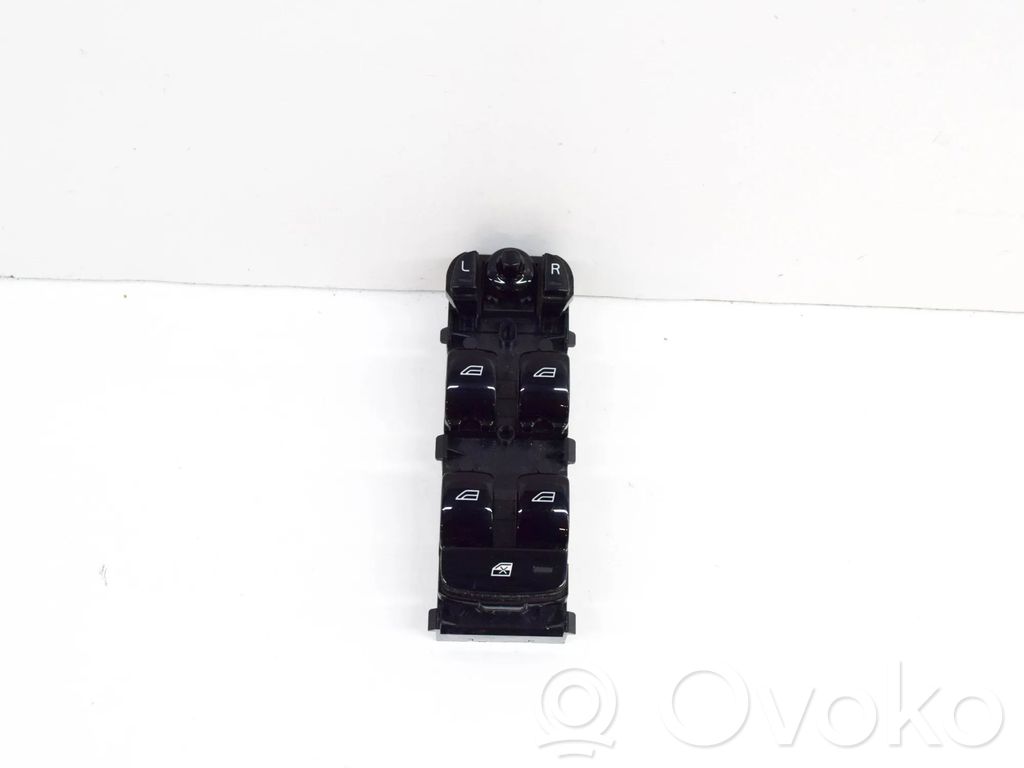 Volvo S90, V90 Electric window control switch 