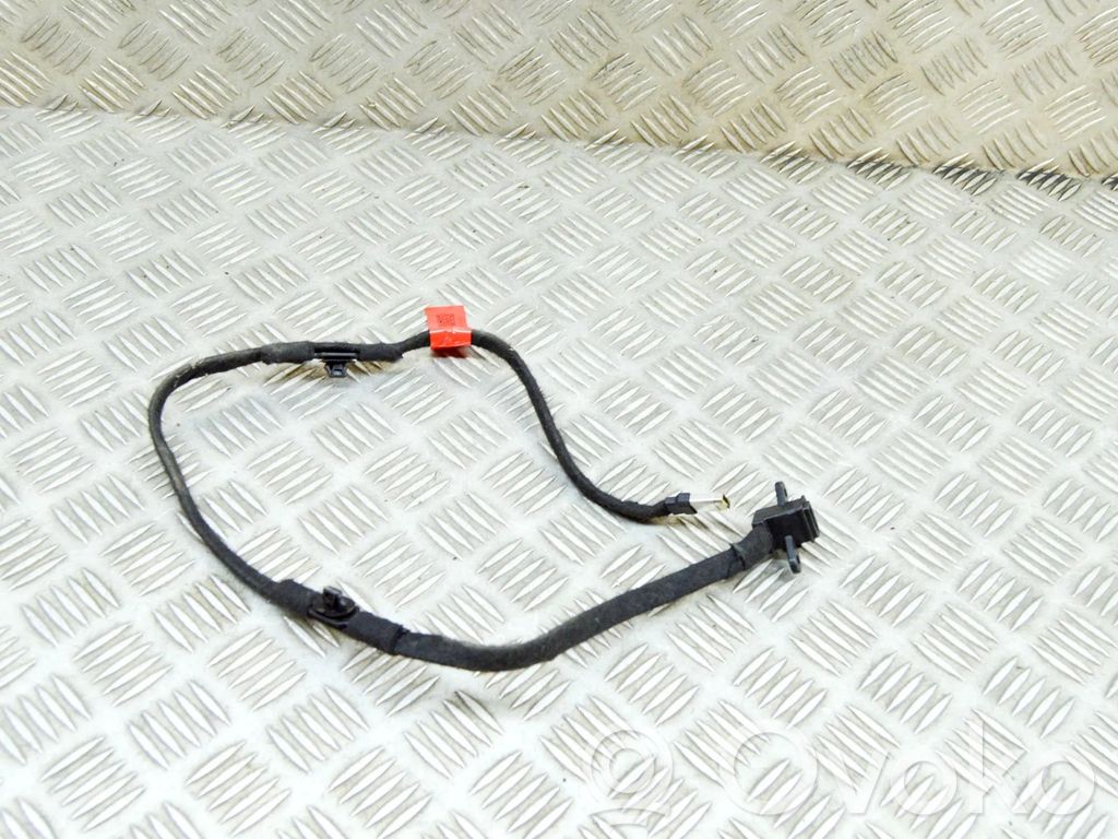 Tesla Model 3 Enchufe conector USB 