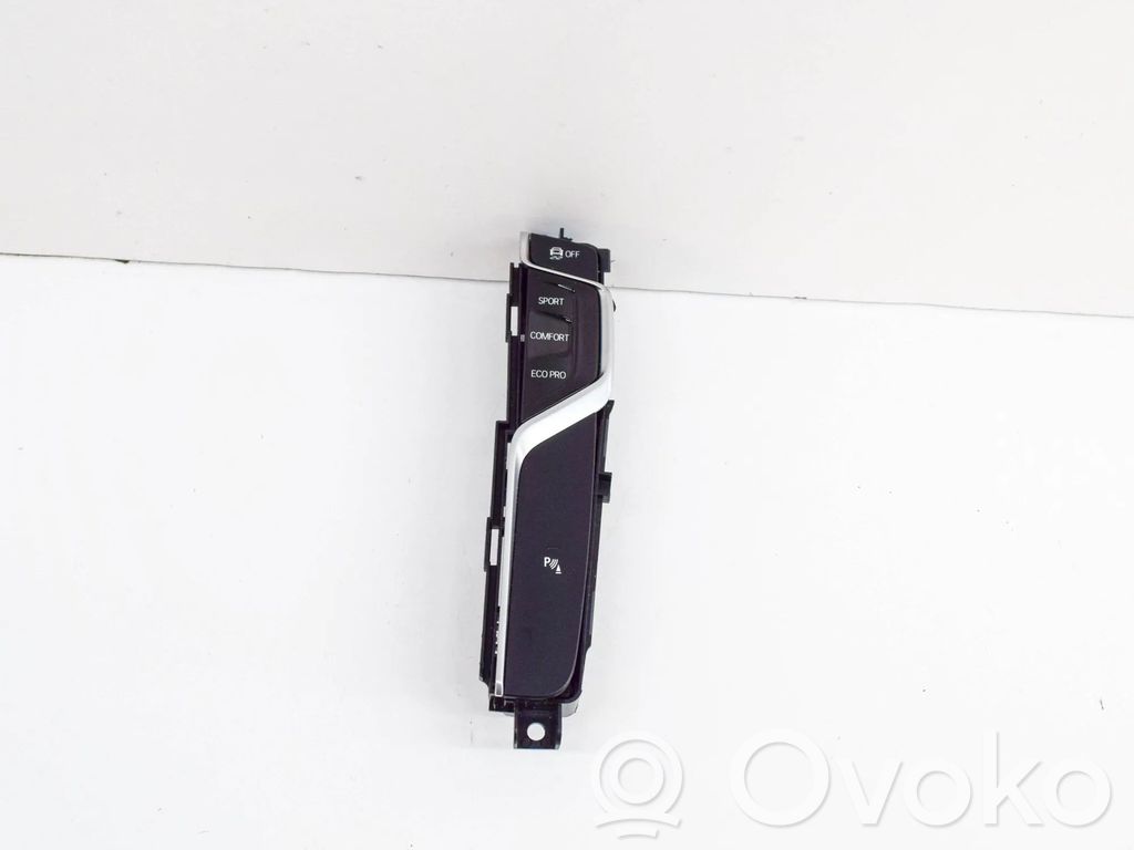 BMW iX3 G08 A set of switches 