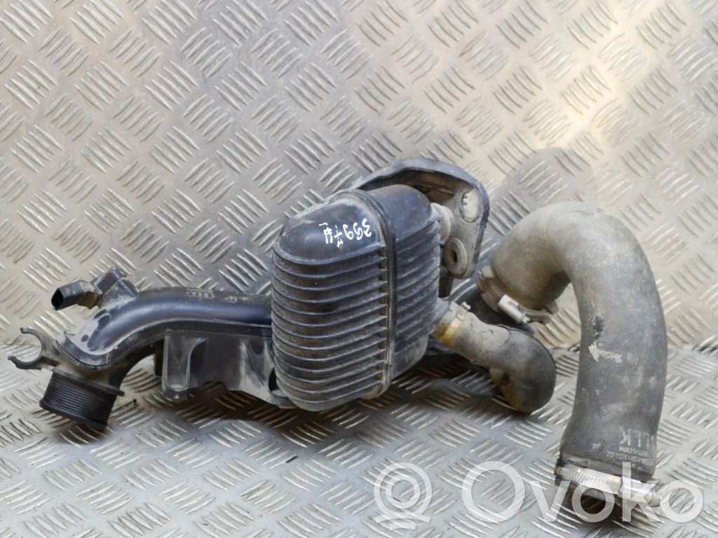 Audi A4 S4 B8 8K Rezonator admisie 