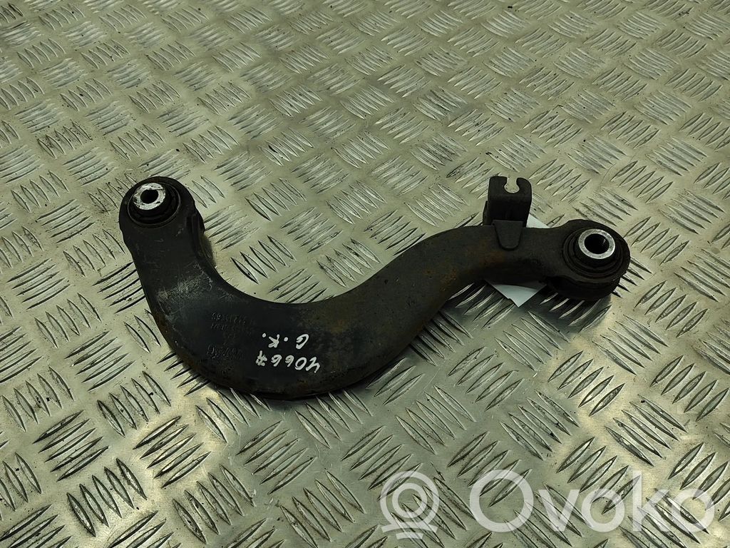 Audi Q3 8U Braccio di controllo sospensione posteriore superiore/braccio oscillante
