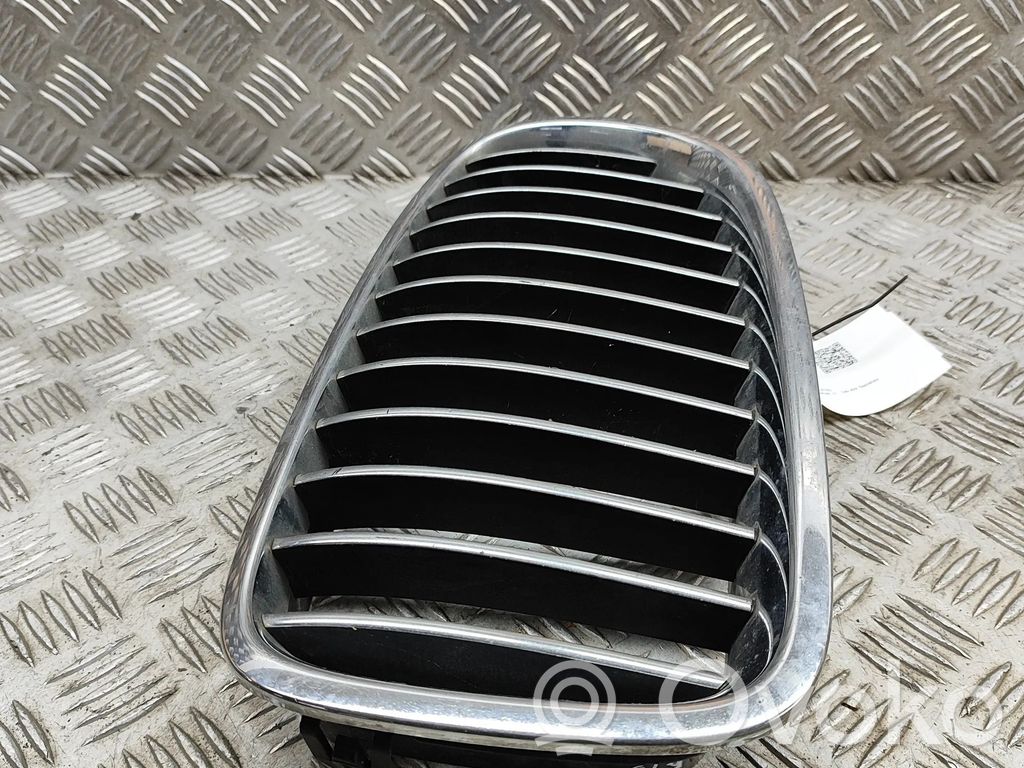 BMW 5 F10 F11 Priekšējais režģis 