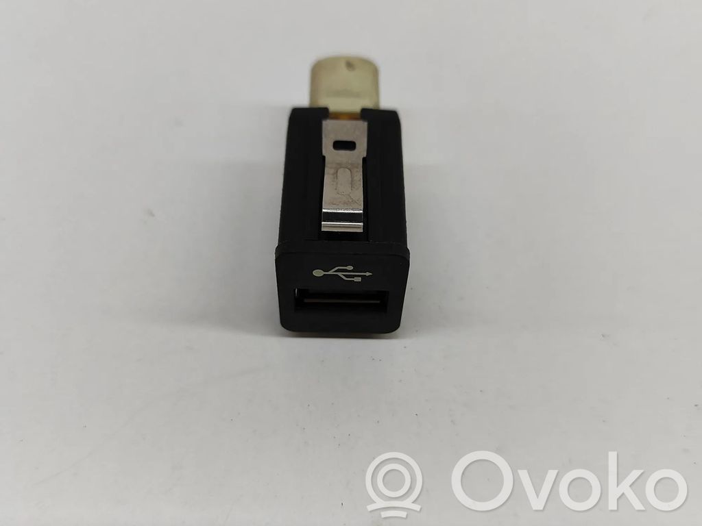 BMW 5 F10 F11 Priză USB 