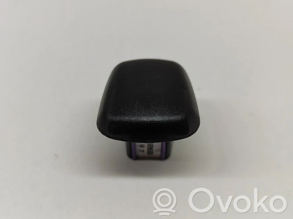 Sensor de luz solar   AV1T19E663BA