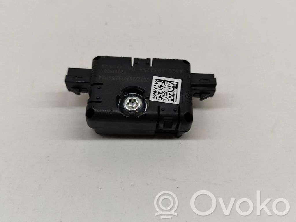 BMW 2 F44 Amplificator antenă aeriană 