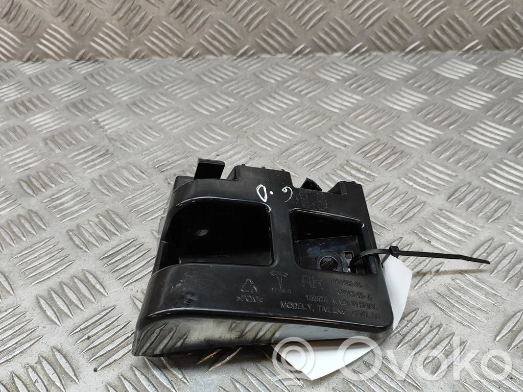 Tesla Model Y Rear bumper mounting bracket 