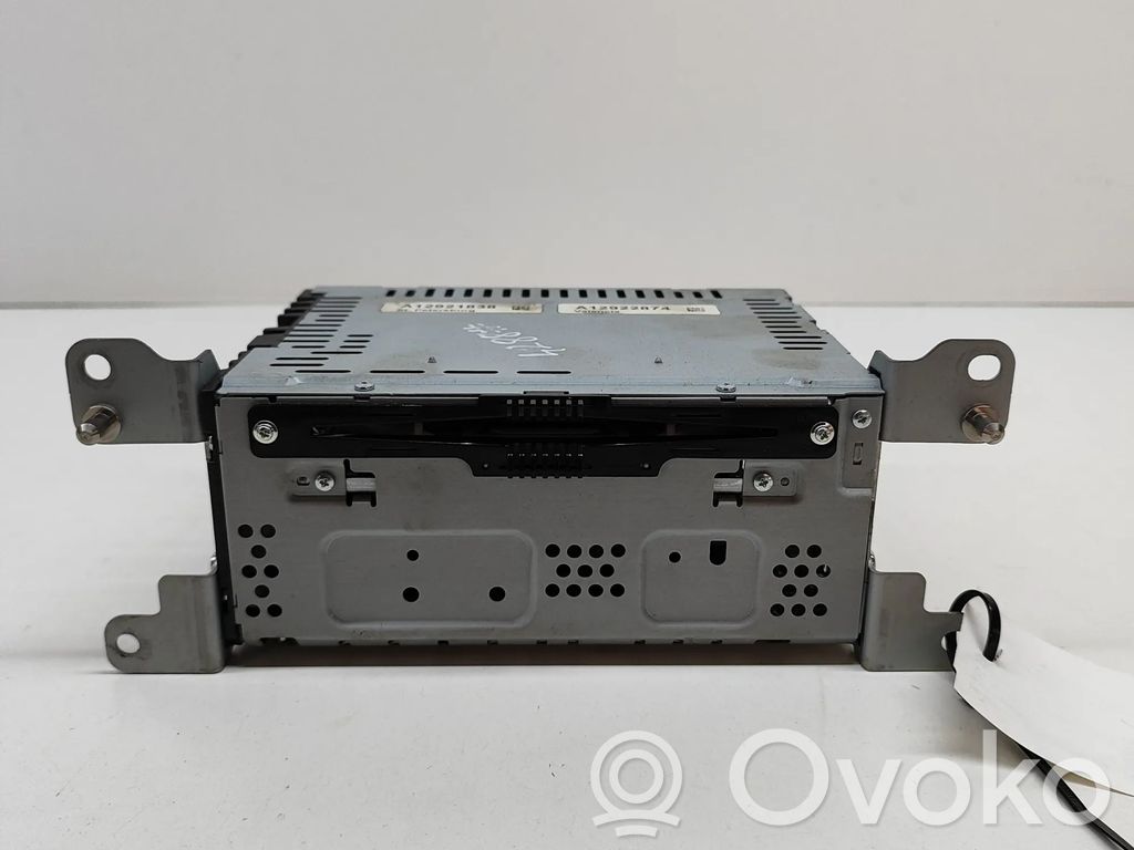 Ford Mondeo MK IV Panel / Radioodtwarzacz CD/DVD/GPS 