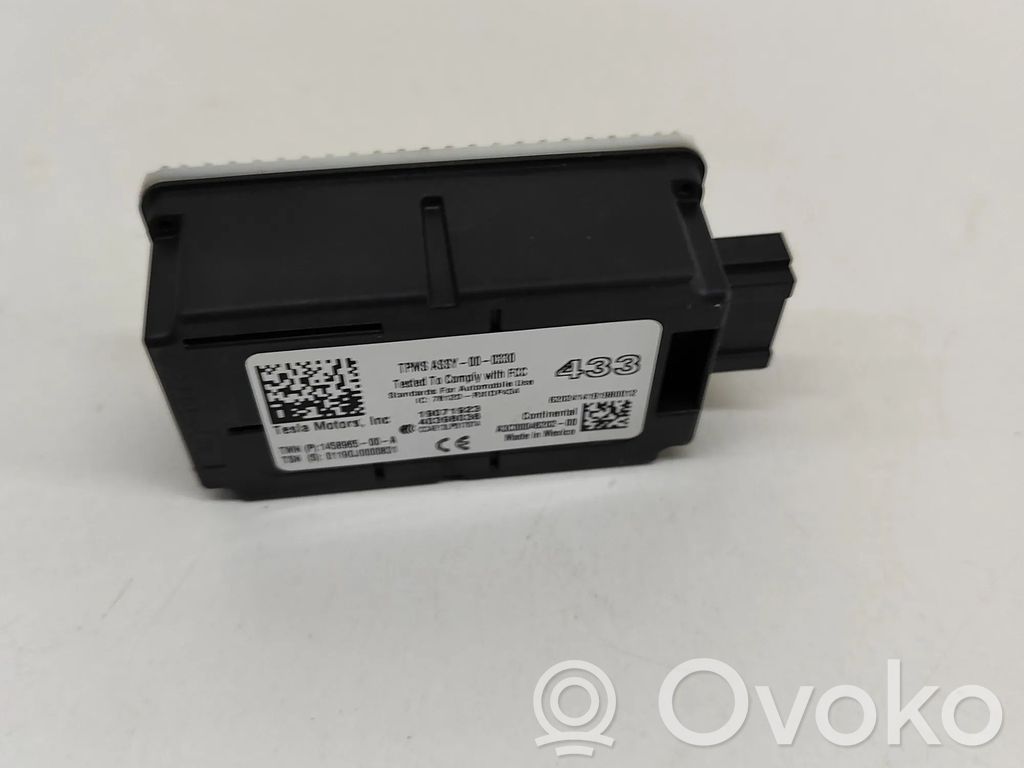 Tesla Model 3 Sterownik / Moduł kontroli ciśnienia w oponach 