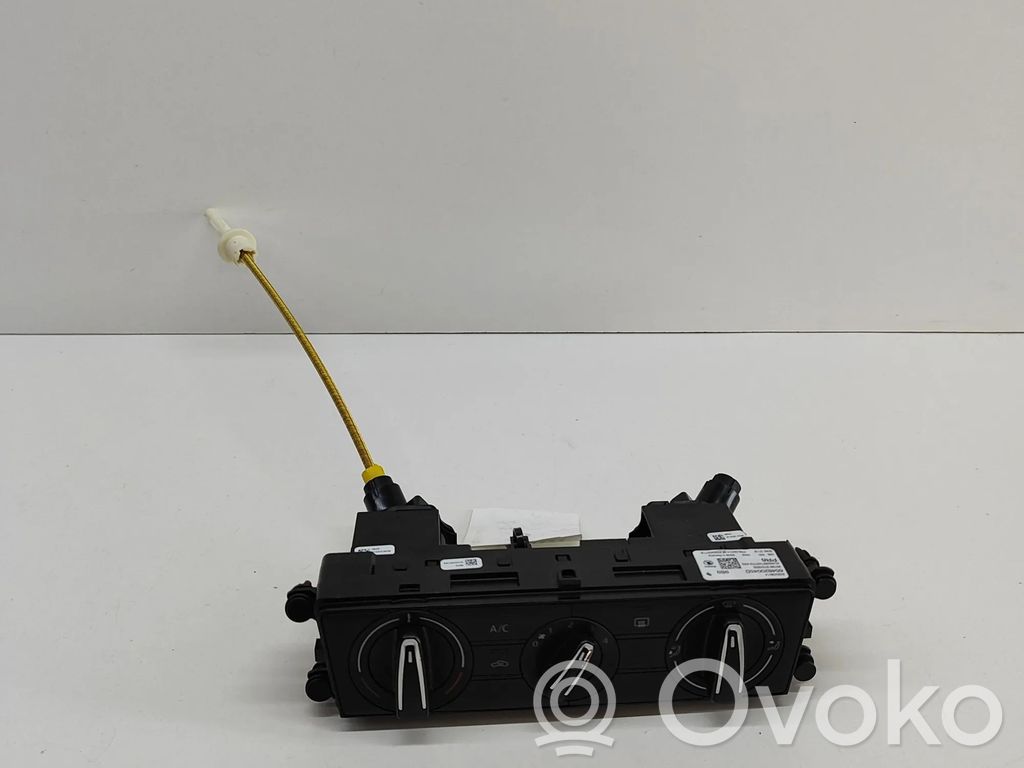 Skoda Scala Interior fan control switch 