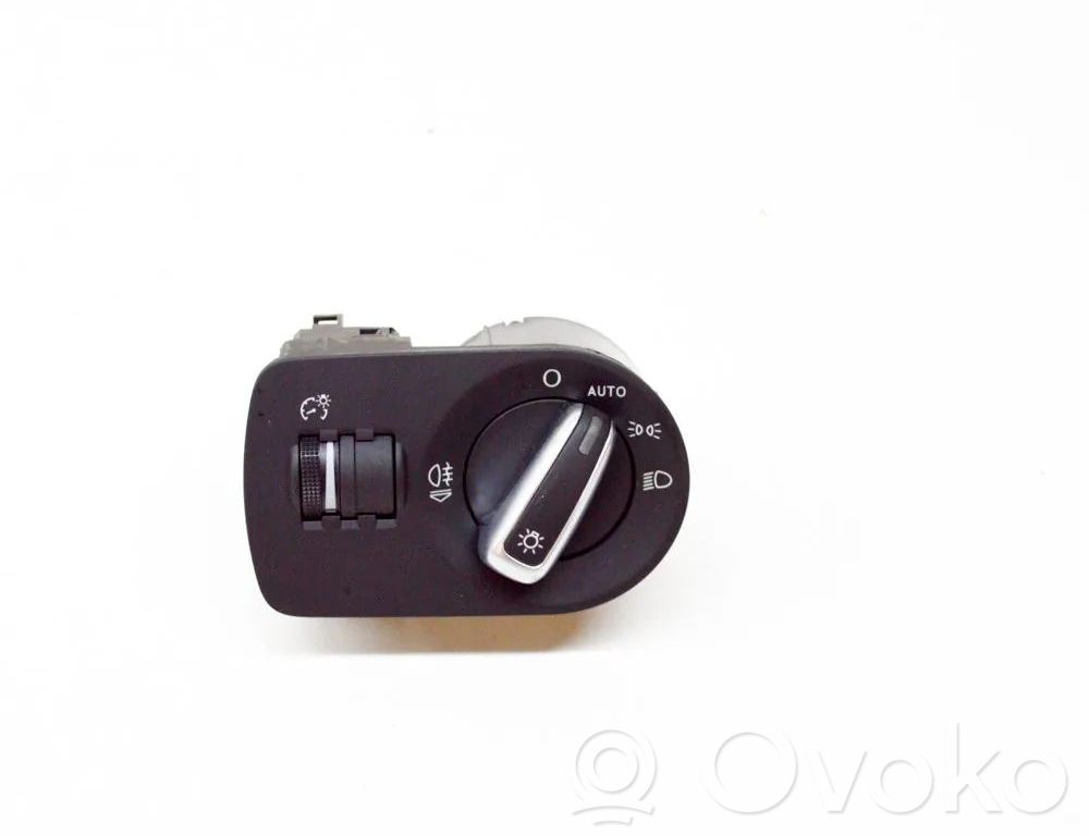 Audi A1 Light switch 
