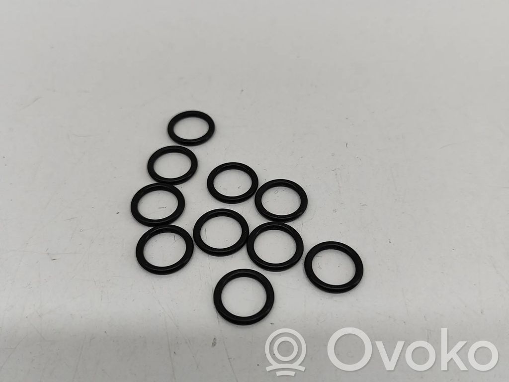BMW 1 E82 E88 Altra parte del motore 
