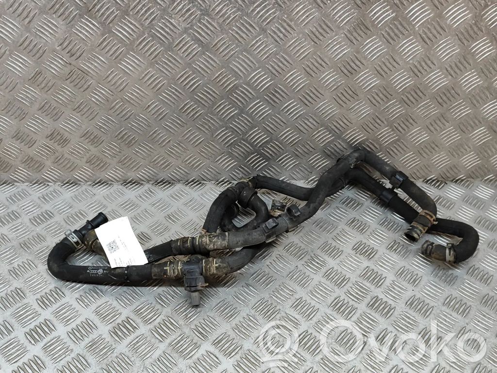 Volkswagen Golf VII Przewód / Wąż chłodnicy 