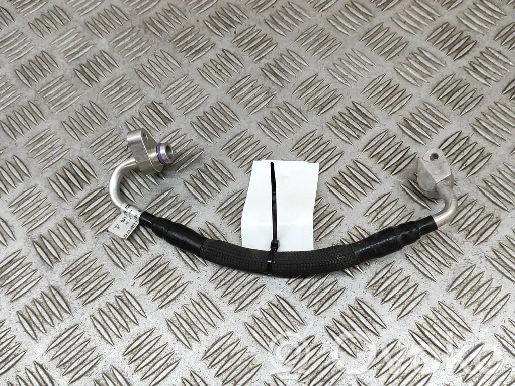 Porsche Taycan 9J1 Wąż / Przewód klimatyzacji A/C 
